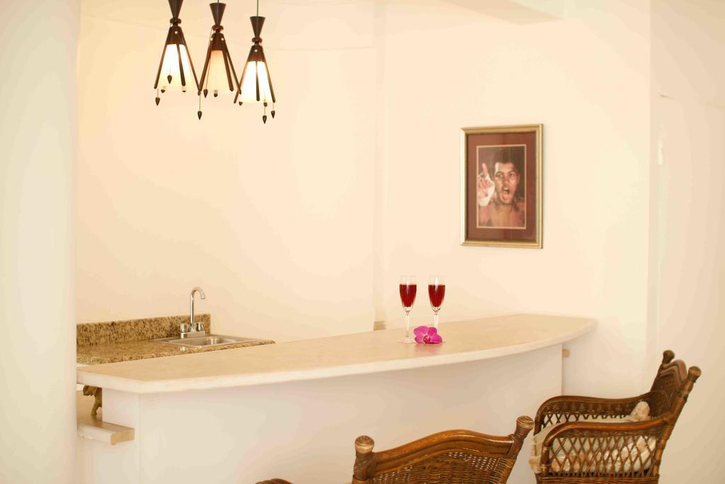Cattleya Luxury Suites Kingston Quarto foto